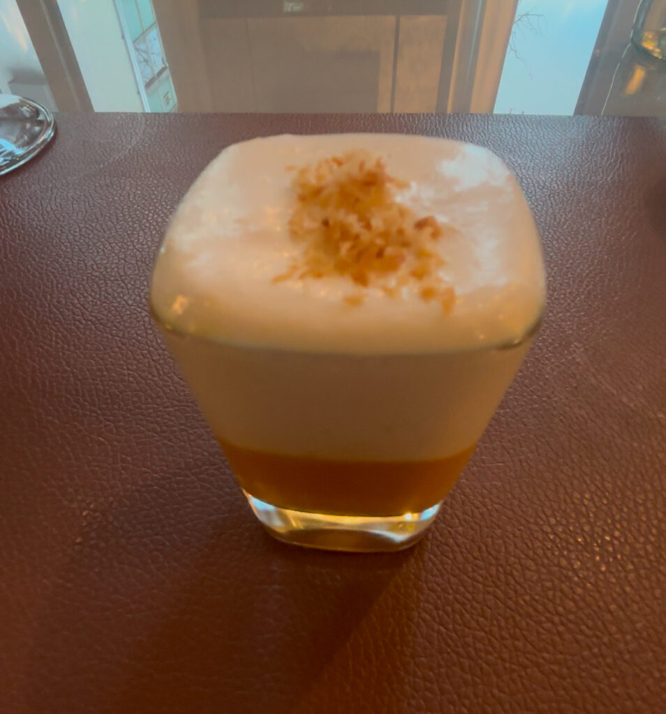 Dining at DÉLiCE La Brasserie dog friendly restaurant Munich