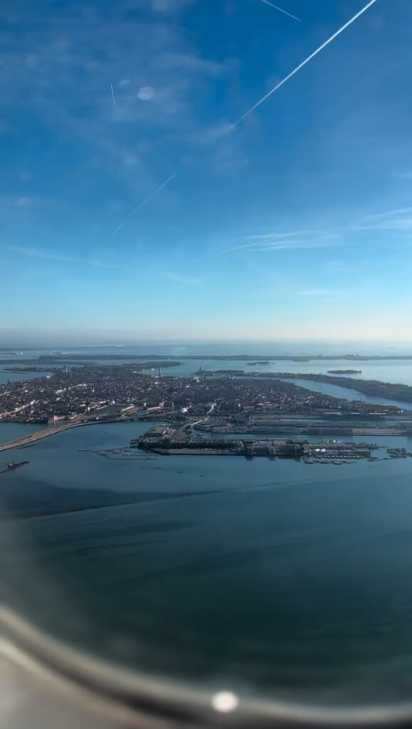 Travelling to Marco Polo Airport water taxi with a dog